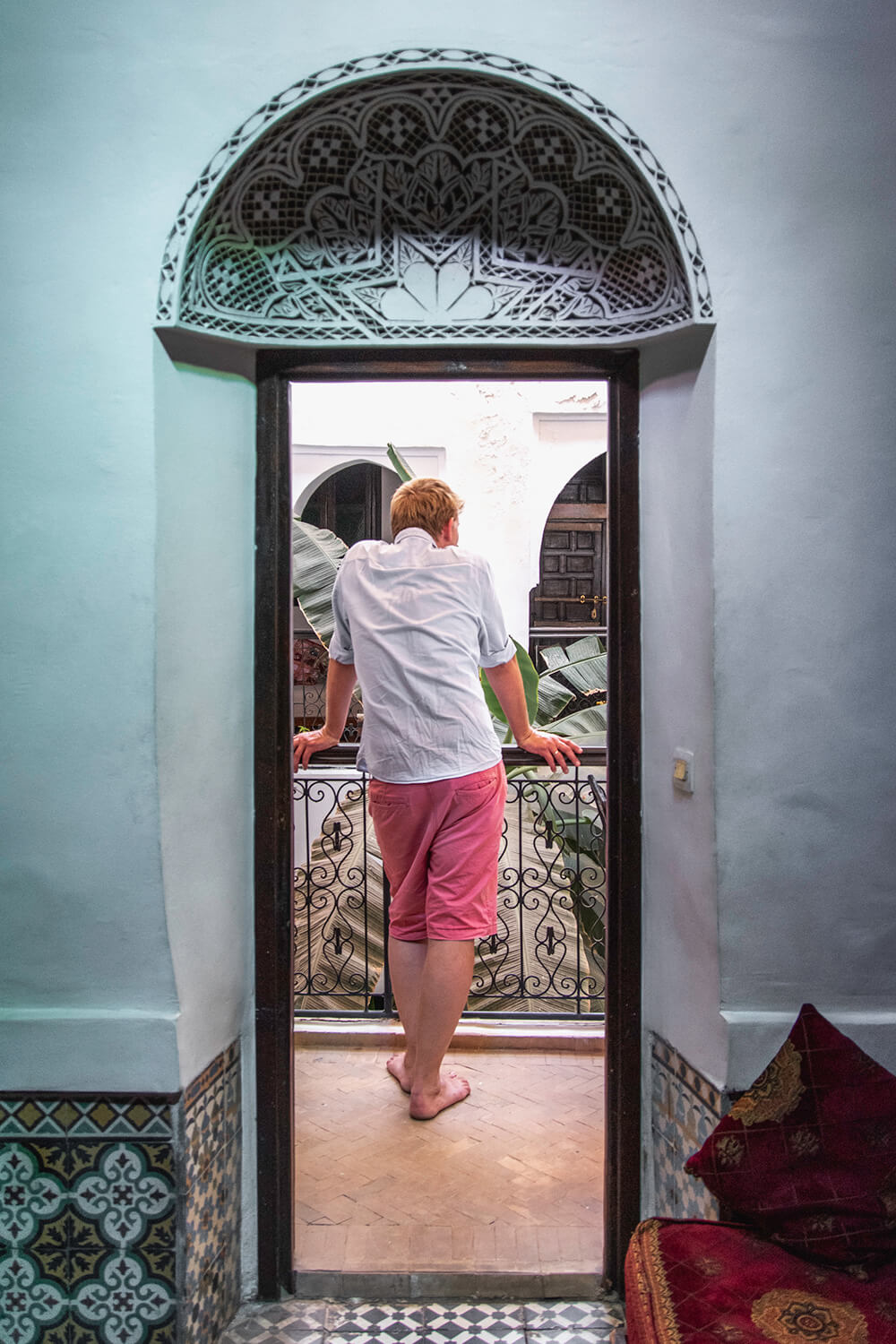 Peter På Vores Riads Balkon I Marrakech