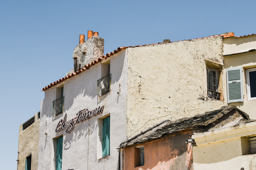 I love the old houses in Saint-Florent. It’s clear that wind and weather have left their mark on them.