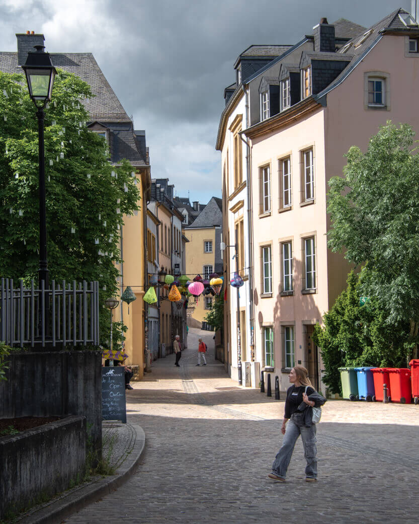 Luxembourg Dame