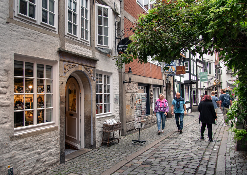There are so many small, cozy shops in Schnoor, Bremen